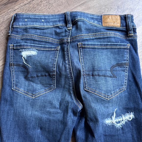 American Eagle Outfitters Dark Blue Distressed Jeggings - Size 6 Regular - Picture 8 of 13